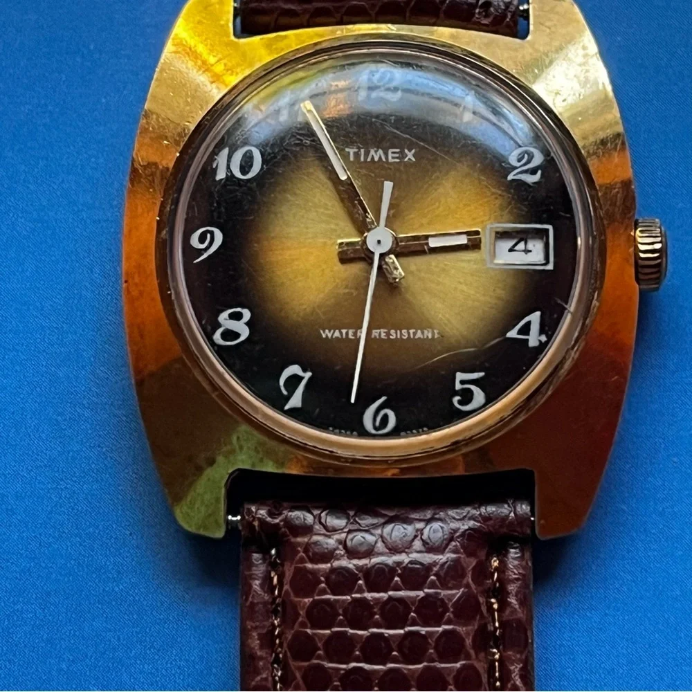 Timex Vintage Sprite Tigers Eye Face Date Manual Watch